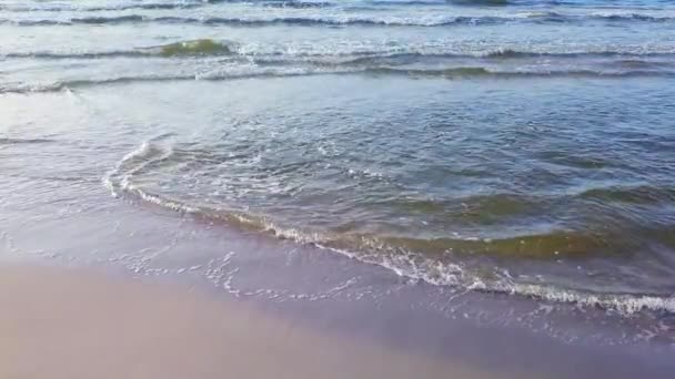 Vue Aérienne Des Vagues Mer Sur Plage Sable Mer Baltique — Video