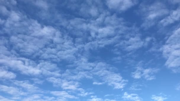 Syrové Záběry Nebeské Oblohy Zemské Atmosféry Hromadnými Mraky — Stock video