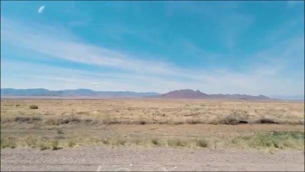 Ölüm Vadisi Ulusal Parkı Ndan Geçiyoruz Çölde Araba Sürerken — Stok video
