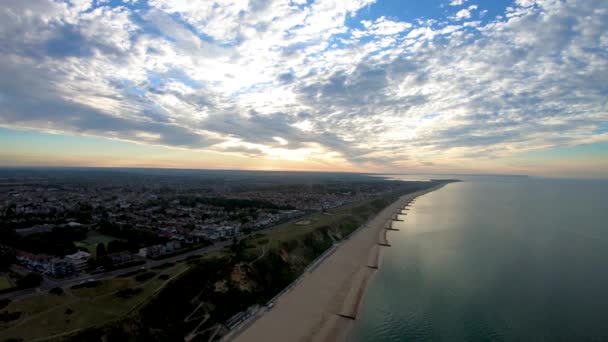 Flygbilder Drönare Längs Boscombe Beach Bournemouth Dorset — Stockvideo