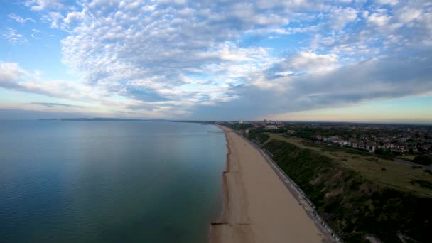 Flygbilder Drönare Längs Boscombe Beach Bournemouth Dorset — Stockvideo