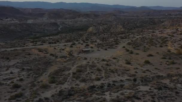 Arid Tabernas Pustynia Andaluzji Hiszpania Kręcenie Miejsca Górami Rzadką Roślinnością — Wideo stockowe