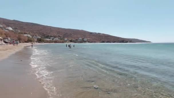 Una Vista Mar Desde Costa Agios Romanos Tinos Con Muchos — Vídeo de stock