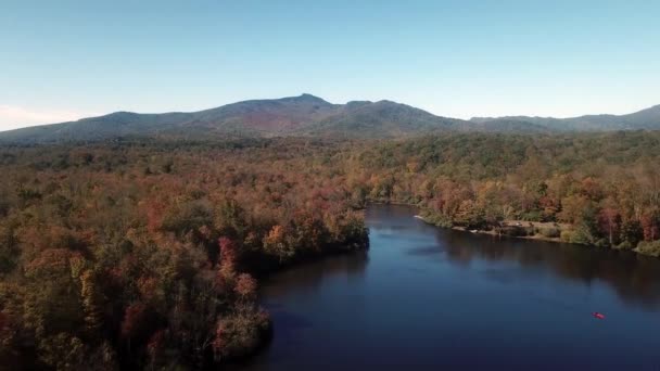 Luchtfoto Price Lake Grootvader Mountain Herfst — Stockvideo