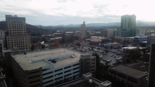 Luchtvaartmaatschappij Asheville Skyline — Stockvideo