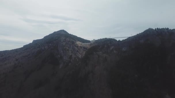 Puente Oscilante Aéreo Montaña Del Abuelo — Vídeos de Stock