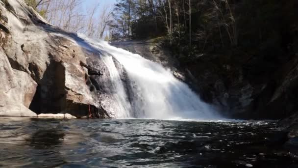 Harper Creek Falls Schöner Weitschuss — Stockvideo