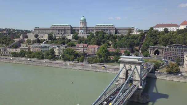 Estrecha Vista Aérea Del Avión Tripulado Del Castillo Barroco Budapest — Vídeo de stock