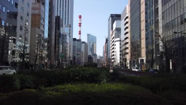 Inclinação Lenta Sobre Edifícios Centro Tóquio Dia Claro Primavera — Vídeo de Stock