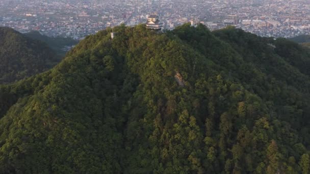 Castelo Gifu Monte Kinka Lento Aéreo Revelar Edifício Antigo Cidade — Vídeo de Stock