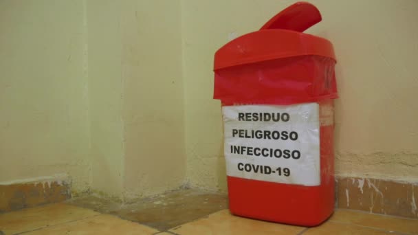 Trash Can Covid Infected Materials Peruvian Hospital Pandemic — Stock Video