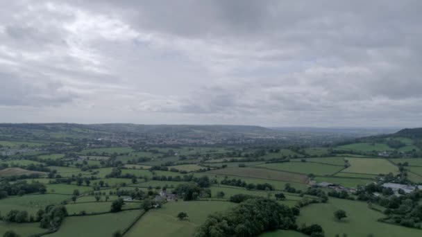 Aerial Tracking Forward Devon Fields Historic Town Honiton Cloudy Some — Stock Video