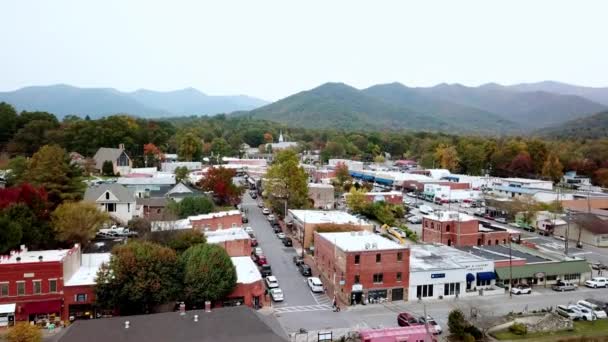 Flygfoto Black Mountain Black Mountain North Carolina — Stockvideo