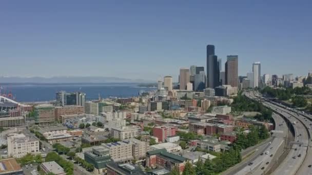 Seattle Washington Aerial V116 Panning Shot Highway Elliot Bay High — Stock video
