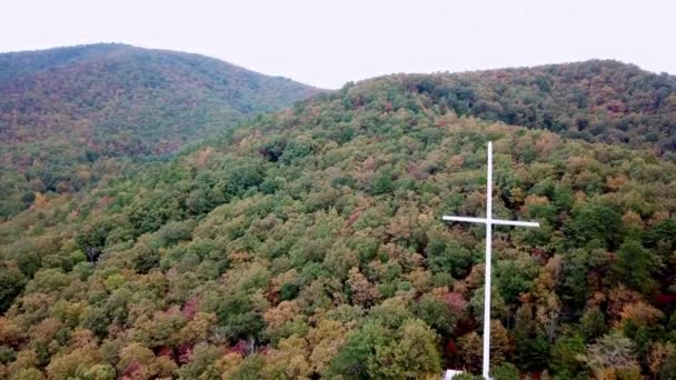 Cross Ridgecrest Conference Center Asheville Asheville North Carolina Fall Aerial — Stock Video