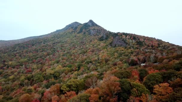 Abuelo Montaña Aérea Abuelo Montaña Carolina Del Norte — Vídeos de Stock