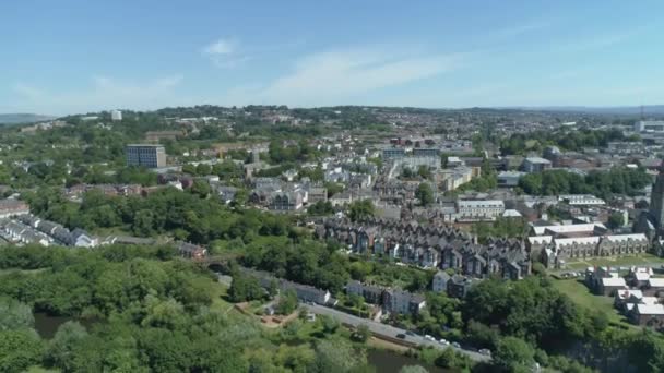 Grön Kuperad Utsikt Över Exeter Devon College Byggnad Och Kyrka — Stockvideo