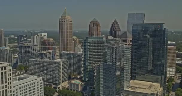 Atlanta Georgia Aerial V705 Volar Través Tiro Rascacielos Durante Día — Vídeo de stock