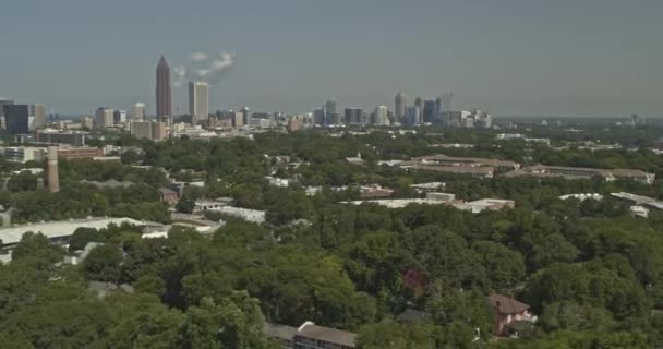 Atlanta Georgia Aerial V698 Pan Left Shot O4W Hulsey Yard — Vídeos de Stock