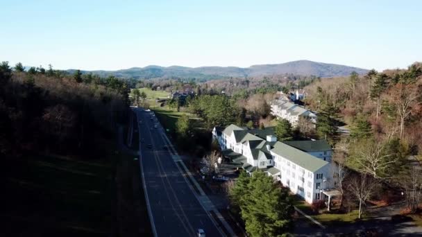 Aerial Push Blowing Rock Blowing Rock Północna Karolina Widokiem Green — Wideo stockowe