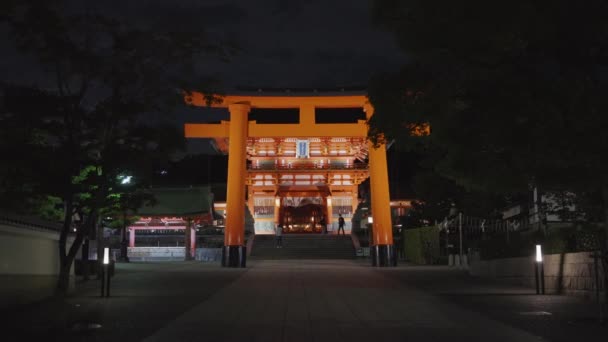 Fushimi Inari Taisha Kyoto Japan Створення Стрілянини Вночі — стокове відео