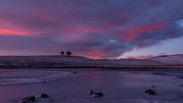 Tempo Nascer Sol Sobre Lago Congelado — Vídeo de Stock