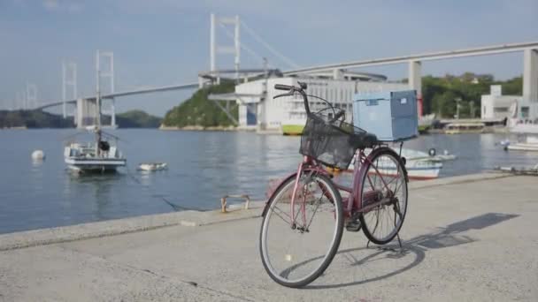 Noleggio Bici Autostrada Nishiseto Sullo Sfondo Shimanami Kaido Giappone — Video Stock