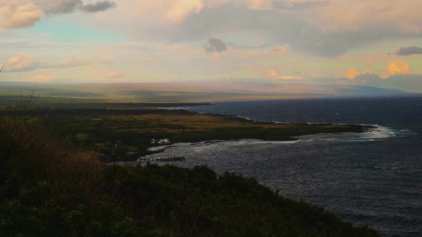 Великолепный Ландшафт Большого Острова Гавайи Золотое Голубое Небо Краю Острова — стоковое видео