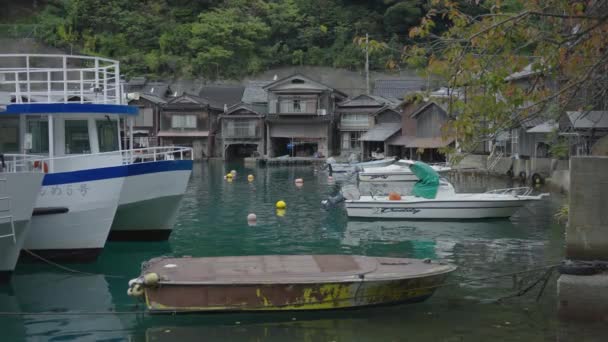 Ine Cho Kyoto Tekne Balıkçı Evleri Sakin Güzel Sabah Suyu — Stok video