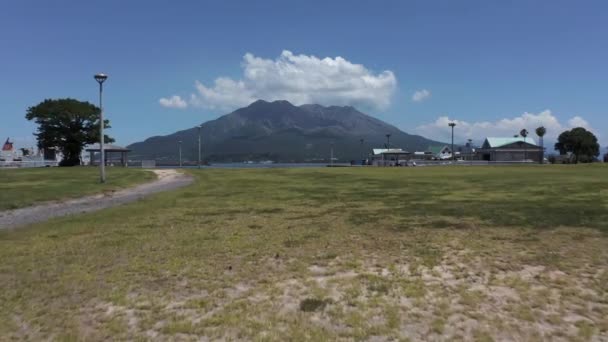 Sakurajima Háttérben Tolja Lövés Felé Japán Aktív Vulkán — Stock videók