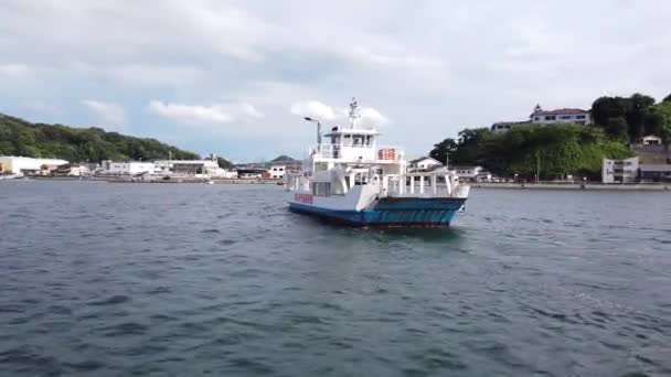 Car Bicycle Ferry Στην Εσωτερική Θάλασσα Της Ιαπωνίας Στο Onomichi — Αρχείο Βίντεο
