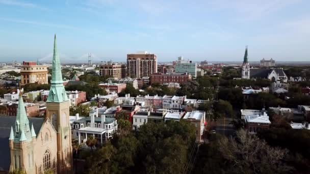 Savannah Georgia Igrejas Downtown Aerial — Vídeo de Stock