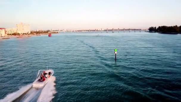Рыбацкая Лодка Катание Лодке Клируотер Флорида — стоковое видео