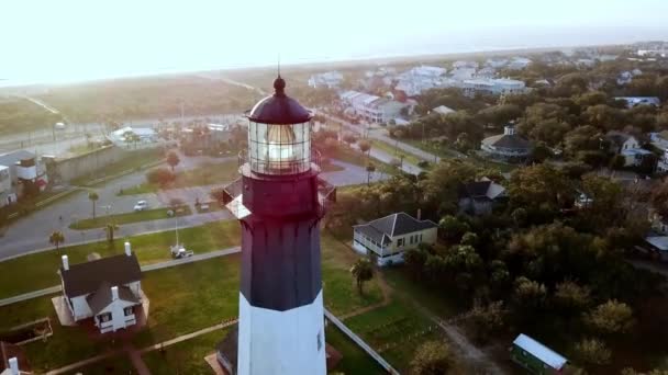 Aerial Tight Shot Tybee Island Lighthouse Tybee Island Light Station — Vídeos de Stock