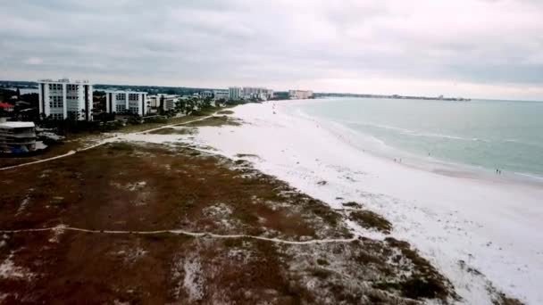 Aerial Zoom Lido Beach Lido Key Sarasota Флорида — стоковое видео