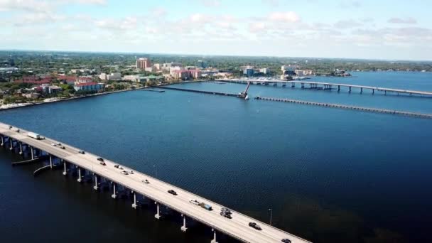 Высокоскоростная Река Манати Вблизи Города Брэдфорд Флориде — стоковое видео