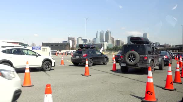 Voitures Dans Site Vaccination Voiture Denver Colorado — Video