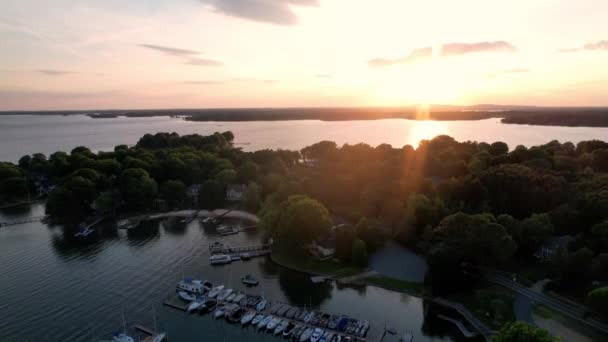 Lake Norman Aerial Tiltup Sunset Lake Norman Lake Norman North — 비디오