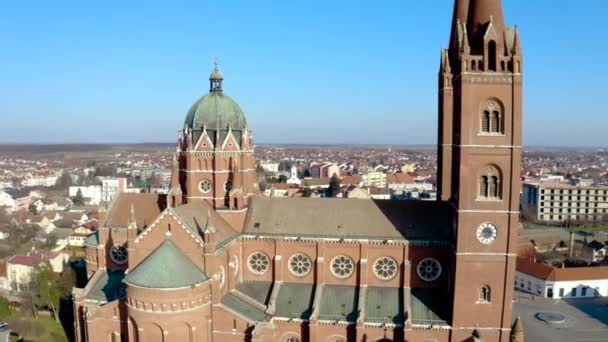 Hırvatistan Slavonya Kentindeki Tarih Djakovo Katedrali Nin Dışında Takılıyorum — Stok video