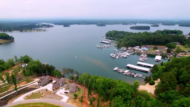 Expulsão Aérea Novas Casas Lago Keowee Carolina Sul Lago Keowee — Vídeo de Stock