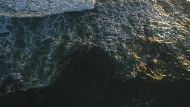 Góry Dół Widok Fal Oceanicznych Podczas Pięknego Wschodu Słońca Miami — Wideo stockowe
