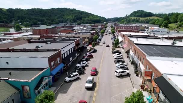 West Jefferson West Jefferson North Carolina Aerial Pullout Hometown Usa — Vídeo de Stock