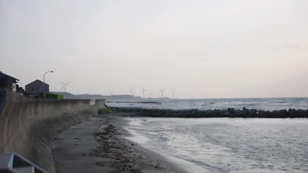 Turbinas Eólicas Mar Costa Japão Longo Tottori Shimane Prefeitura — Vídeo de Stock