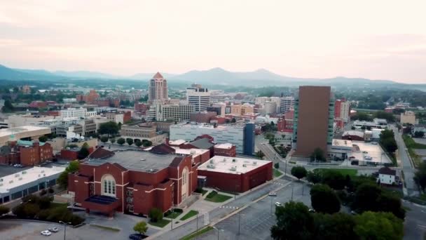 Flyg Tryck Roanoke Virginia Skyline — Stockvideo