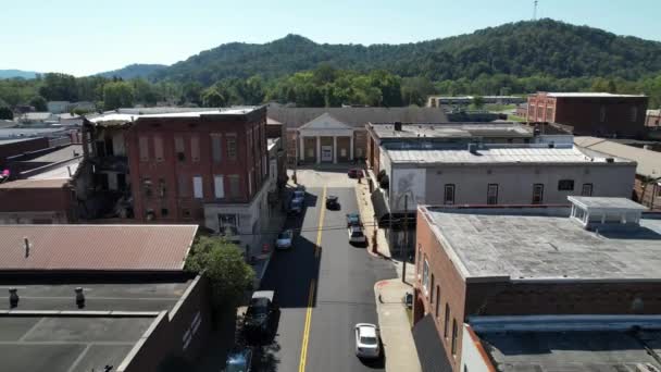 Barbourville Kentucky Udara Terbang Menuju Gedung Pengadilan Knox County — Stok Video