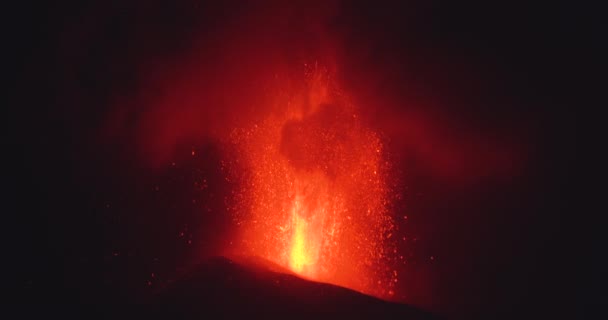 Close Nachtopname Van Vulkaan Lava Uitbarsting Palma 2021 Cumbre Vieja — Stockvideo