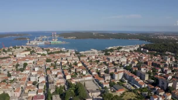 Panorama Seafront City Pula Istrijském Poloostrově Chorvatsko Anténa — Stock video