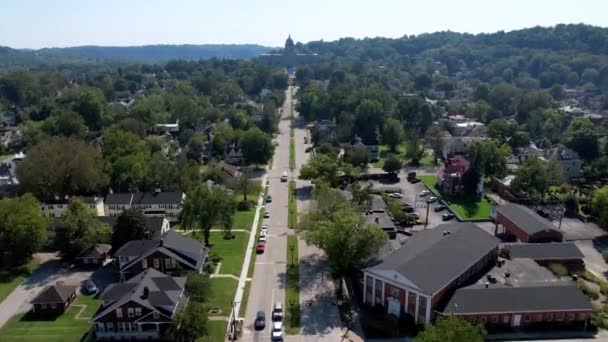 Kentucky State Captial Frankfort Kentucky Aerial Push — Vídeos de Stock