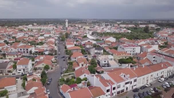 Latający Dron Lotniczy Grandoli Małym Miasteczku Portugalii Pochmurny Dzień — Wideo stockowe