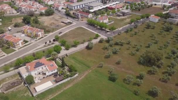 Drönaren Flyger Grandola Liten Stad Portugal Skott Börjar Titta Ner — Stockvideo